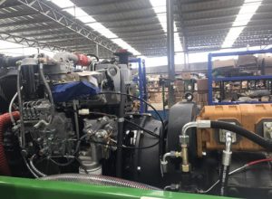 魯樽機械：這才是自上料攪拌車該有的樣子！
